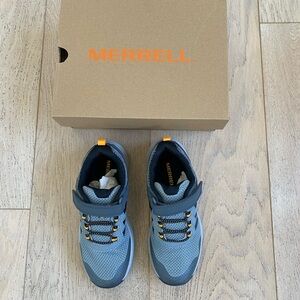 Merrell Nova 3 kids hiking shoes